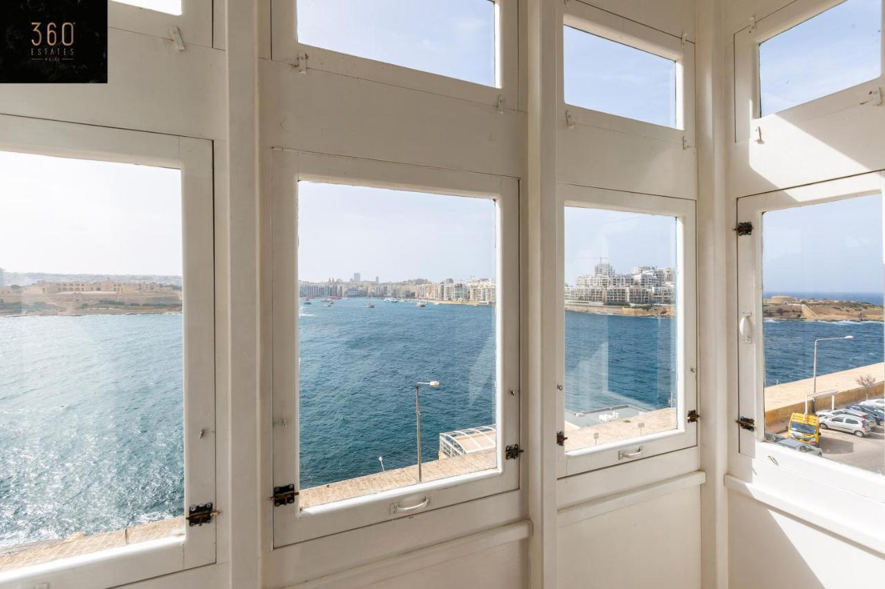 Seafront - Top Location, Top Floor With Wifi & Ac By 360 Estates Valletta Bagian luar foto